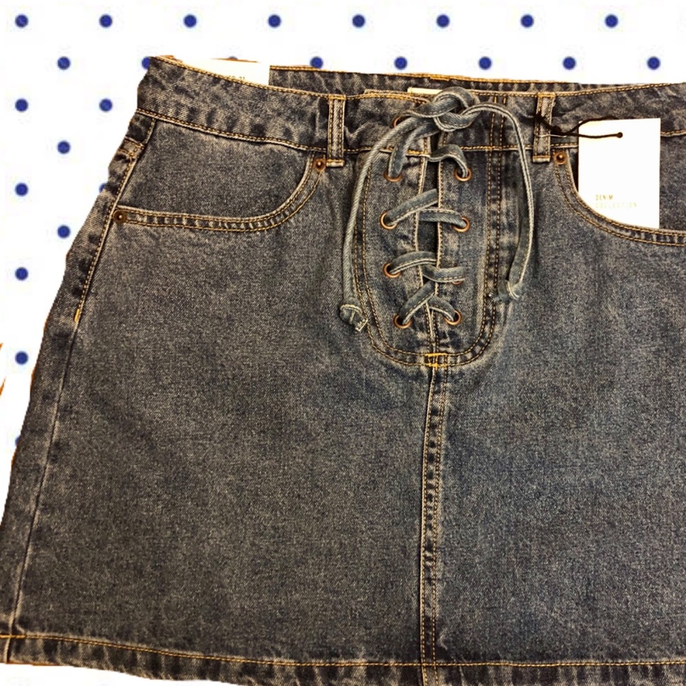 Forever 21 tie front denim mini